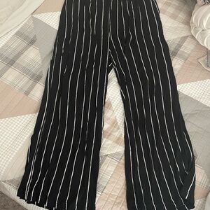 H&M Divided Black and White Striped Capris